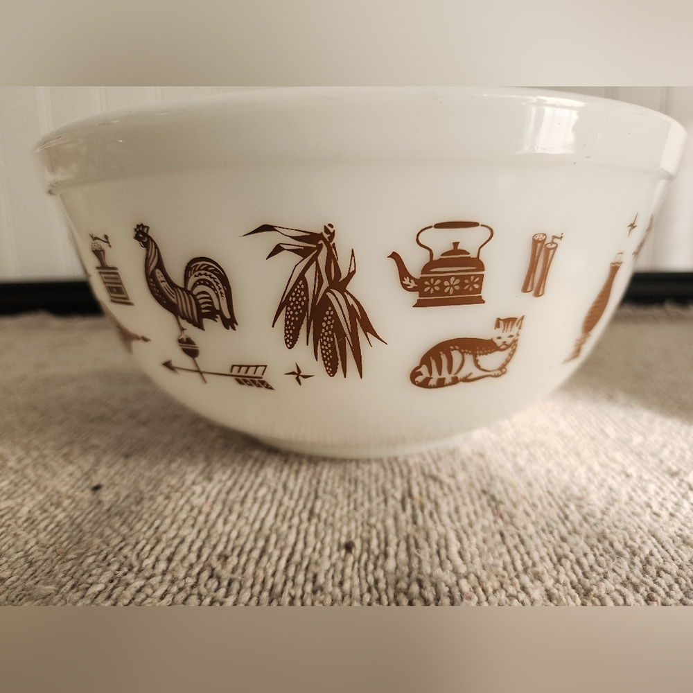 Vintage Pyrex Early American Americana Colonial White 403 Mixing Bowl 2.…